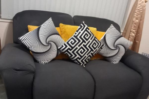 Golden Plush Suites - Beautiful luxury 3 bed house in Leicester